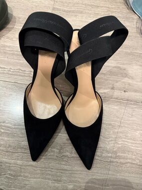 Gianvito Rossi Black Pointed Crisscross Ankle-Strap Heels